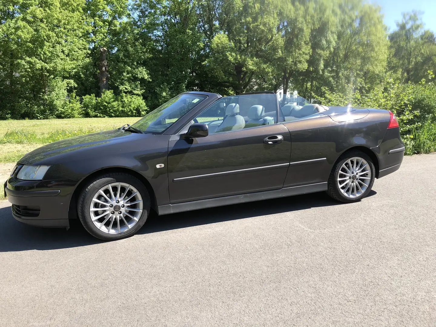 Saab 9-3 9-3 2.0 T Cabrio Vector !! Schwarz - 2