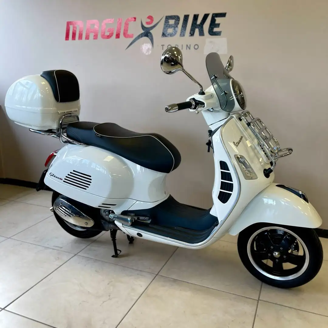 Vespa GTS 300 - 1