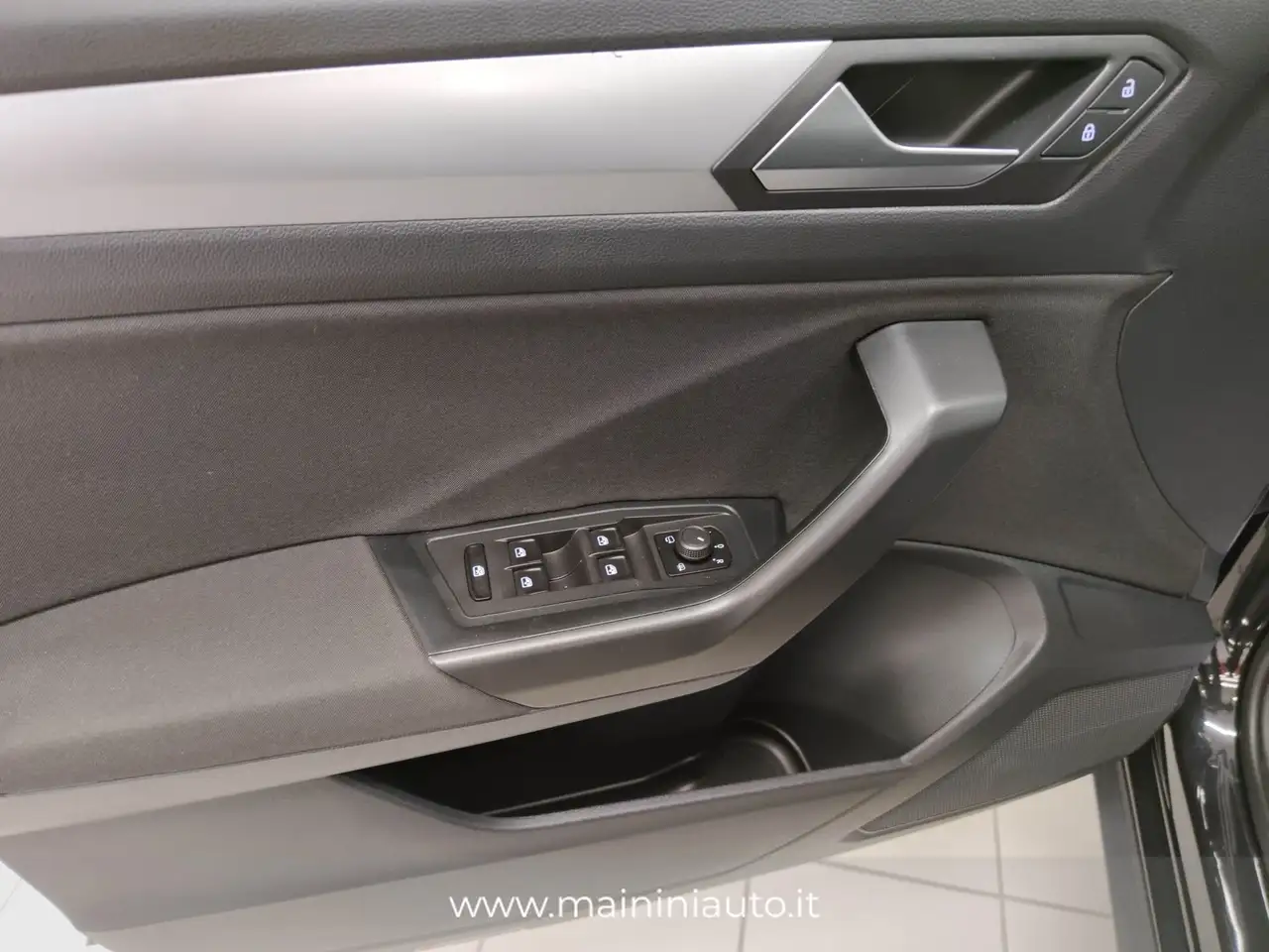 Volkswagen T-Roc 1.0 TSI 110v Life + Car Play "SUPER PROMO", миниатюра 15