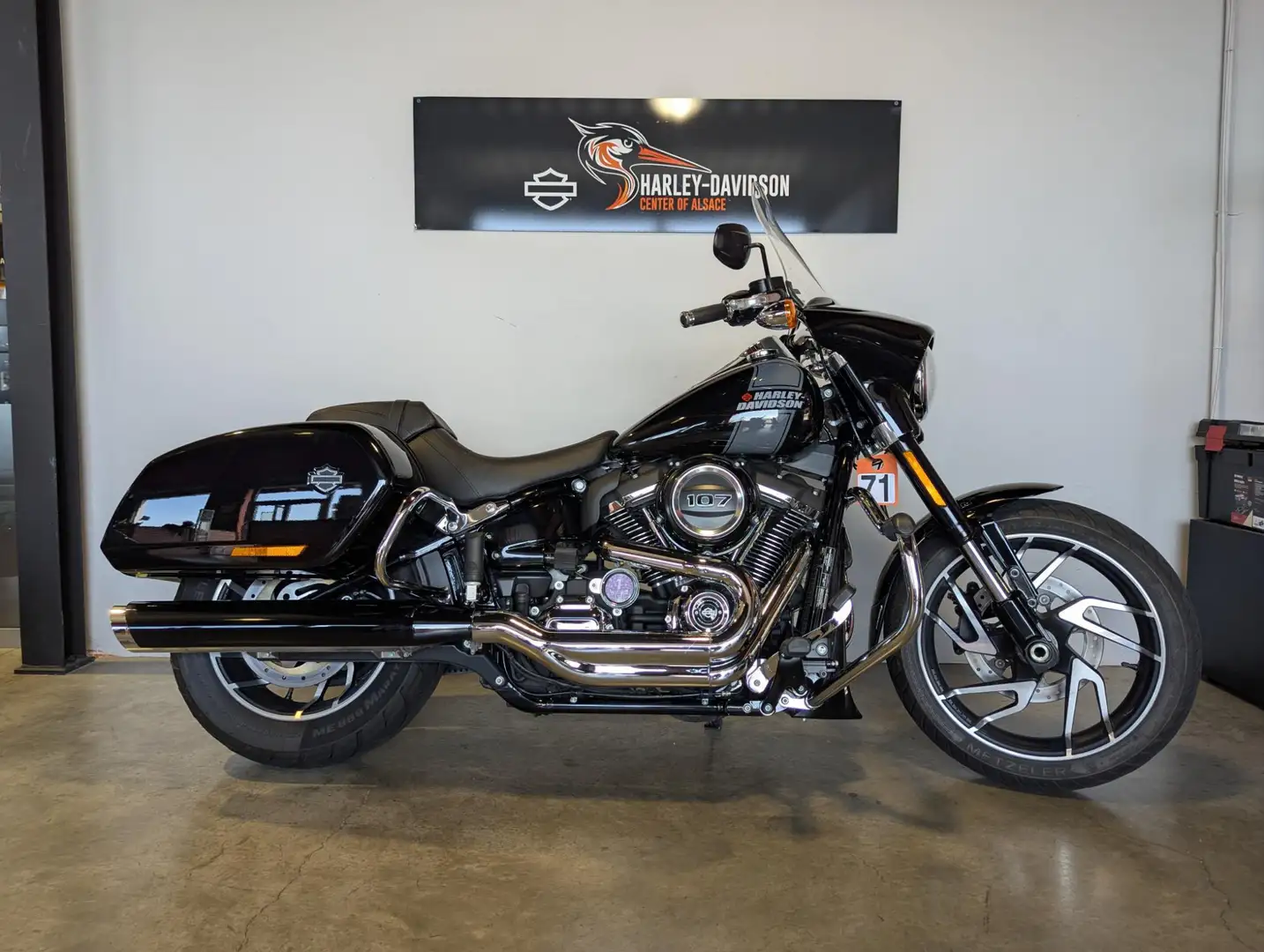 Harley-Davidson Sport Glide Noir - 1