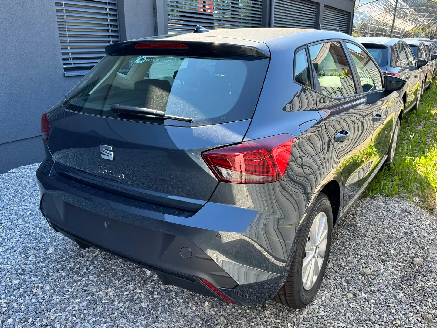 SEAT Ibiza Reference Edition 1.0 80PS Grau - 2