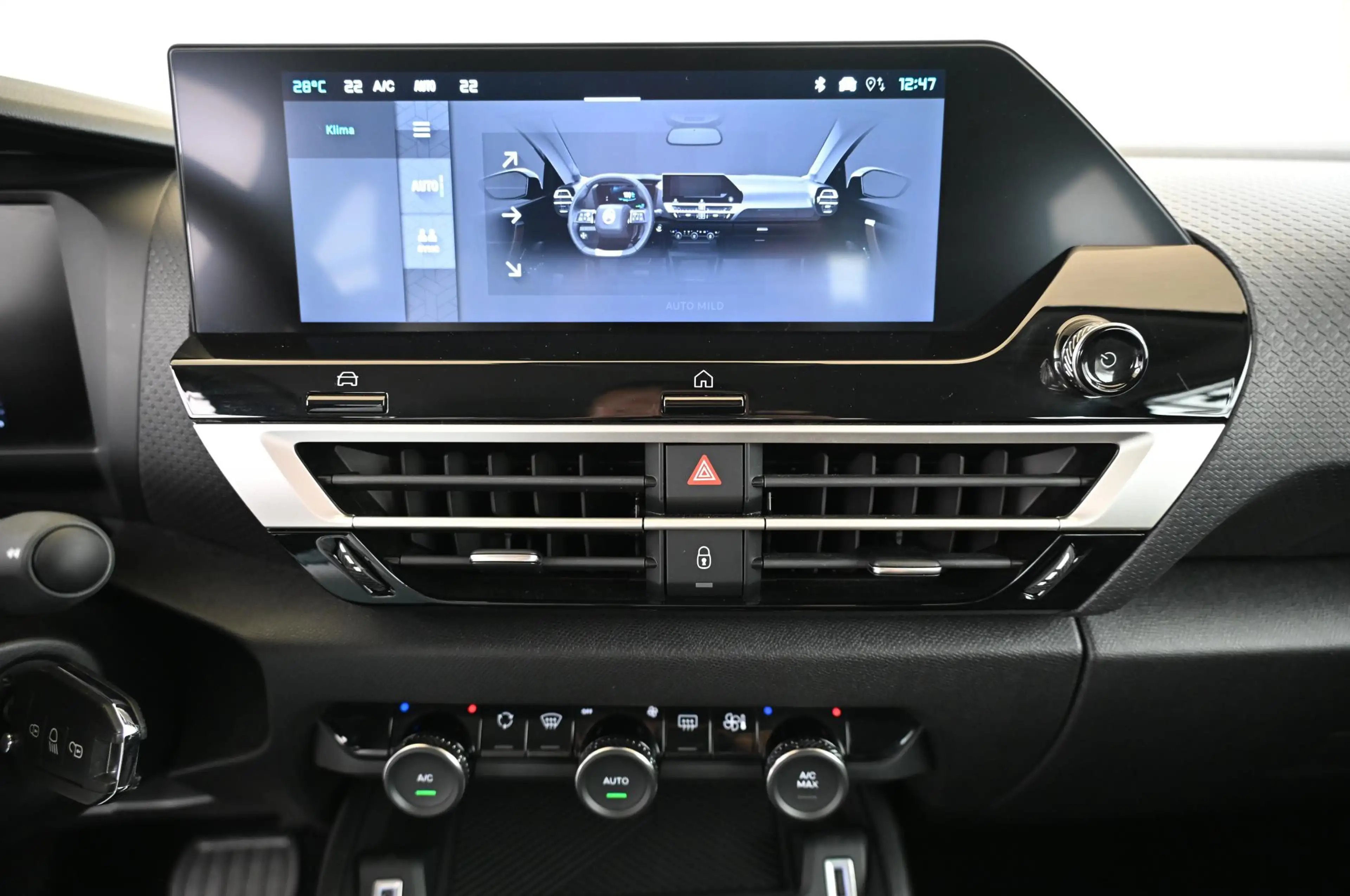 Citroen C4 X 1.2 e-DSC6 145 PLUS LED/NAVI/KAMERA/18 — photo 21