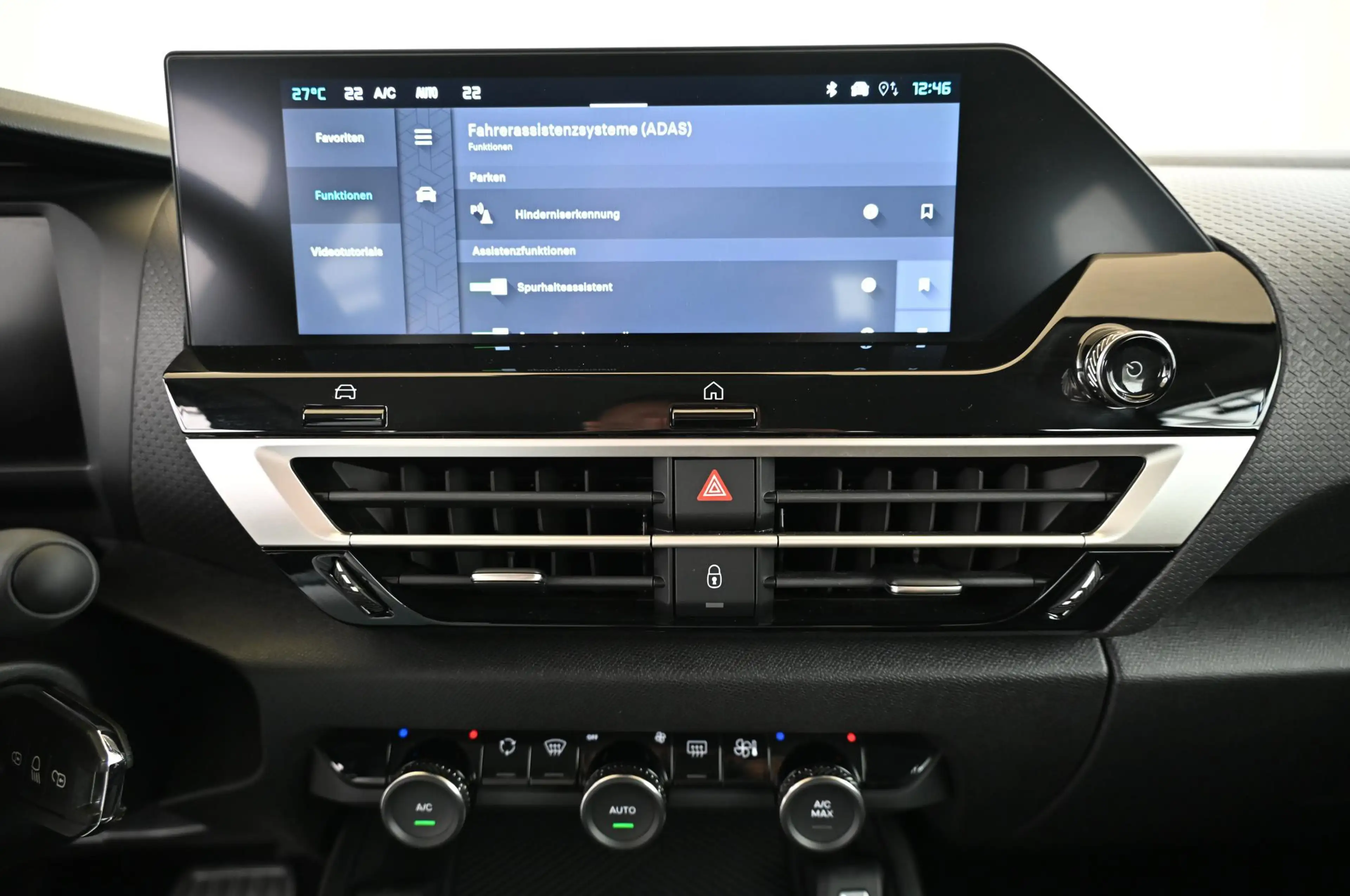Citroen C4 X 1.2 e-DSC6 145 PLUS LED/NAVI/KAMERA/18 — photo 16