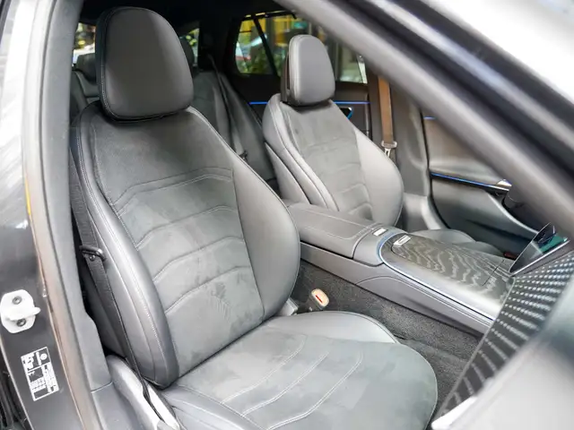 Mercedes-Benz E-Class view 7