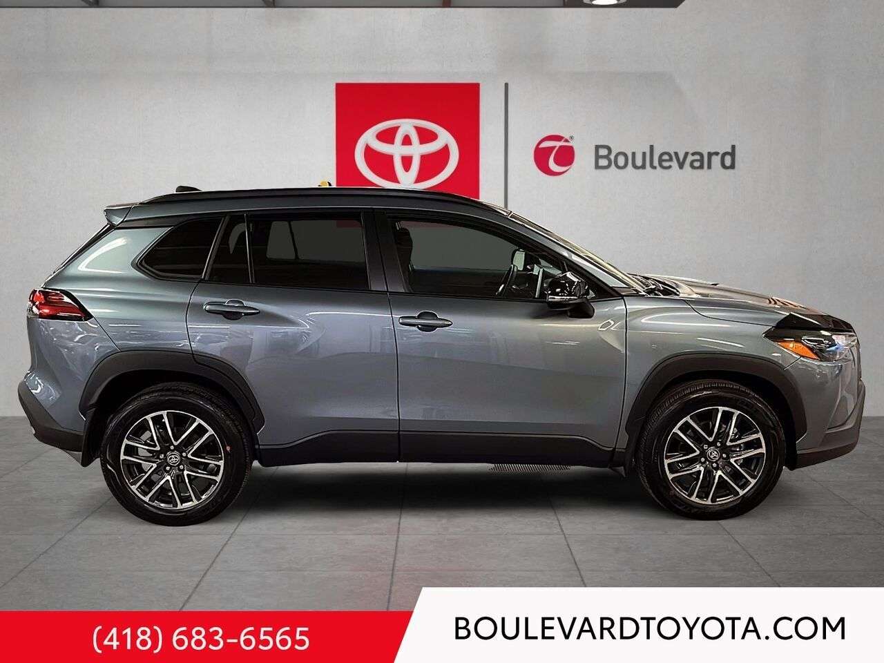 2026 Toyota Corolla Cross LE, AWD SIÈGES & VOLANT CHAUFFANTS — photo 3