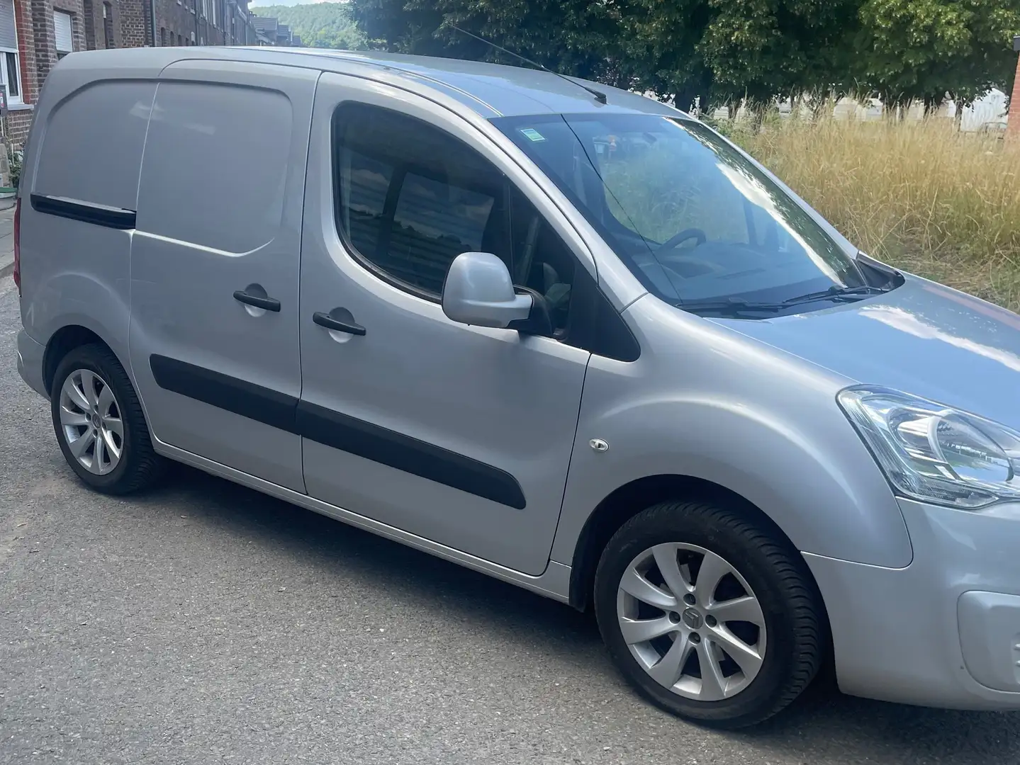 Citroen Berlingo Berlingo 1.6 hdi Zilver - 2