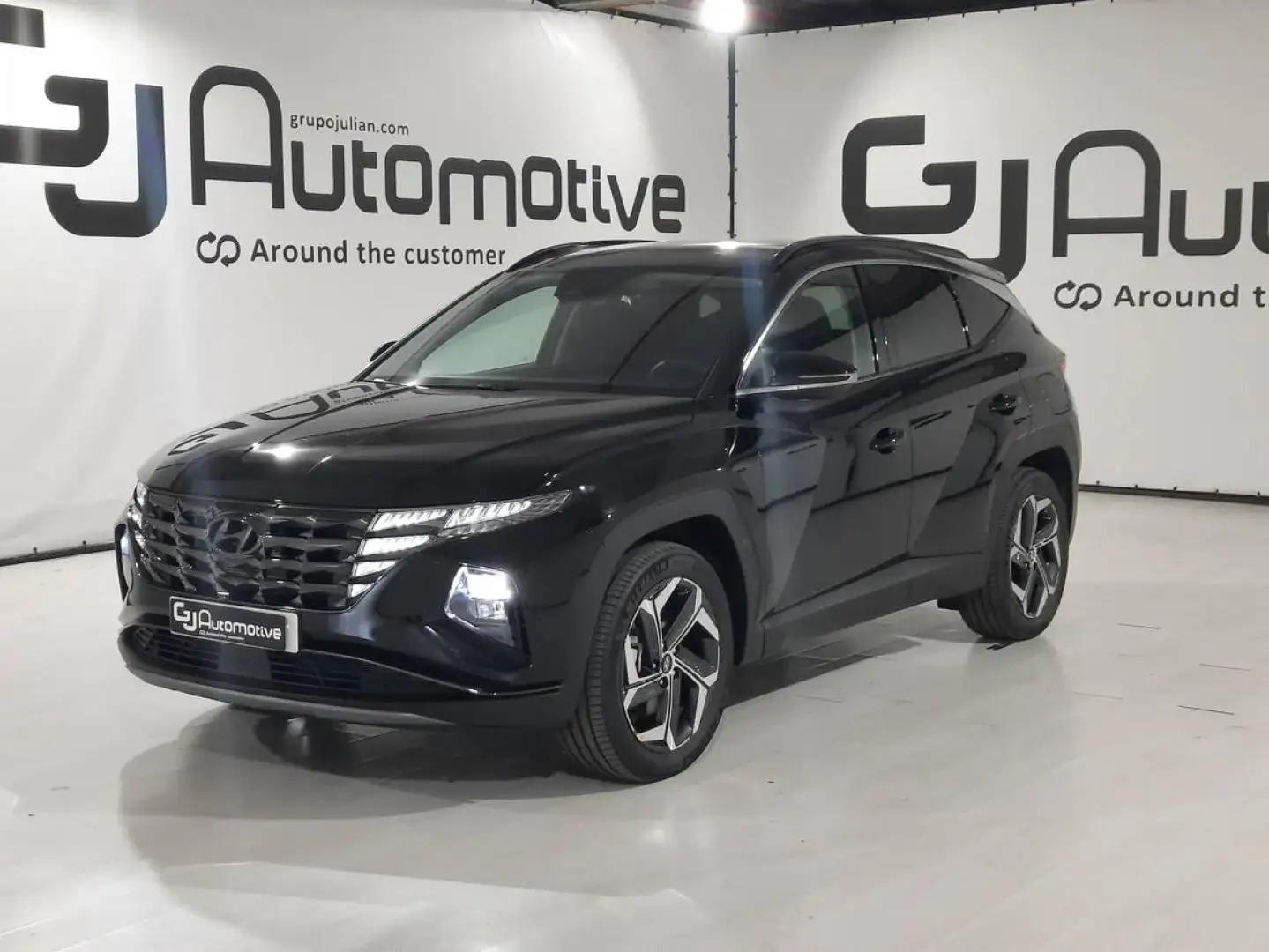 Hyundai TUCSON 1.6 TGDI PHEV 195kW Tecno Sky Auto 4x4 Negro - 1