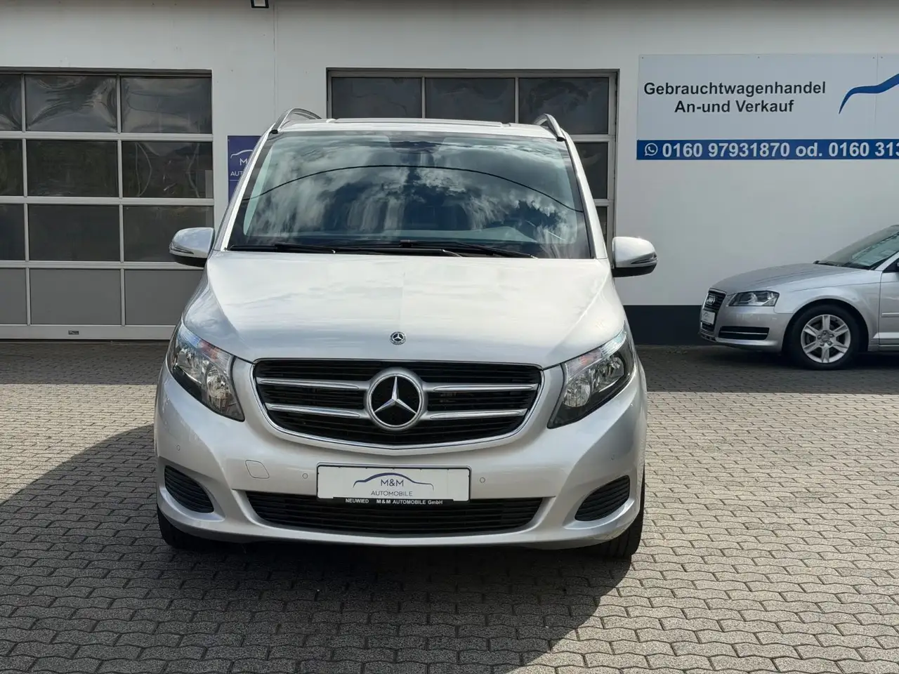 Mercedes-Benz V 250