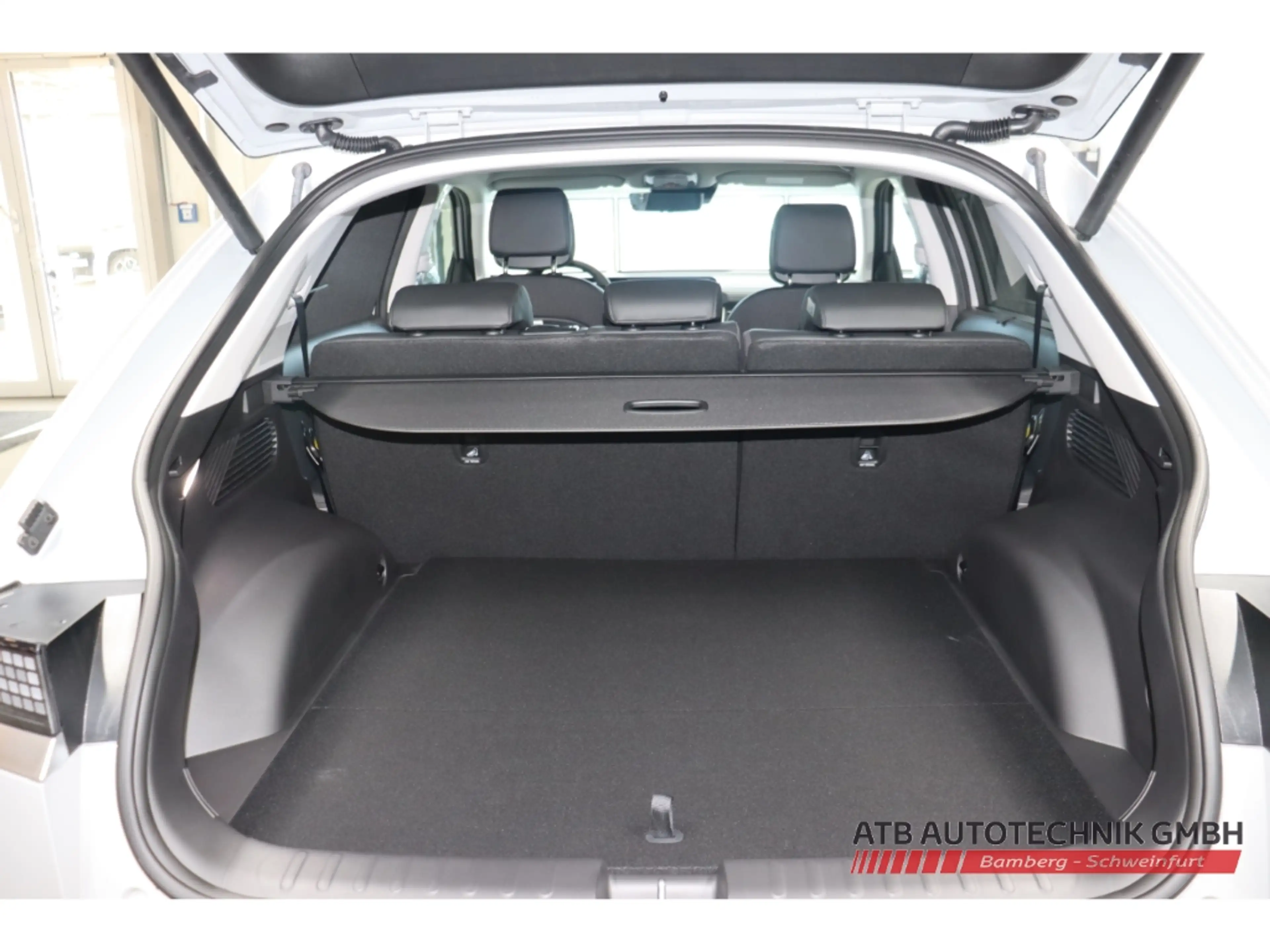 Hyundai IONIQ 5 UNIQ MY26 84 kWh 4WD 325 PS Navi Soundsystem Bose — photo 13