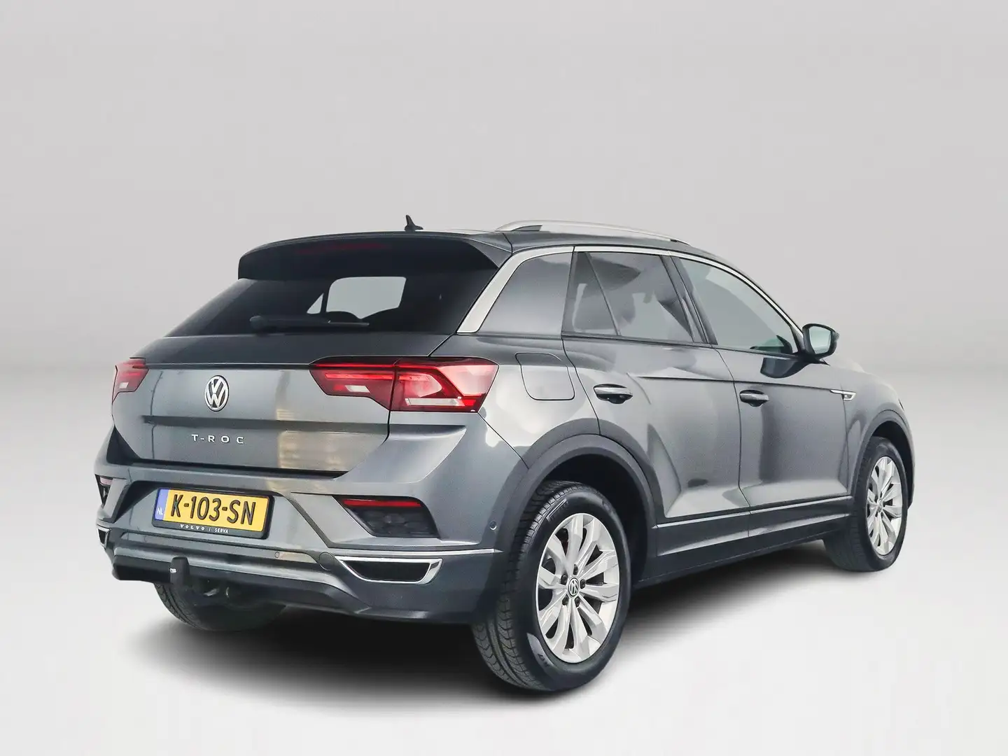 Volkswagen T-Roc 1.5 TSI Sport R-line | Parkeercamera | Stoelverwar Grau - 2