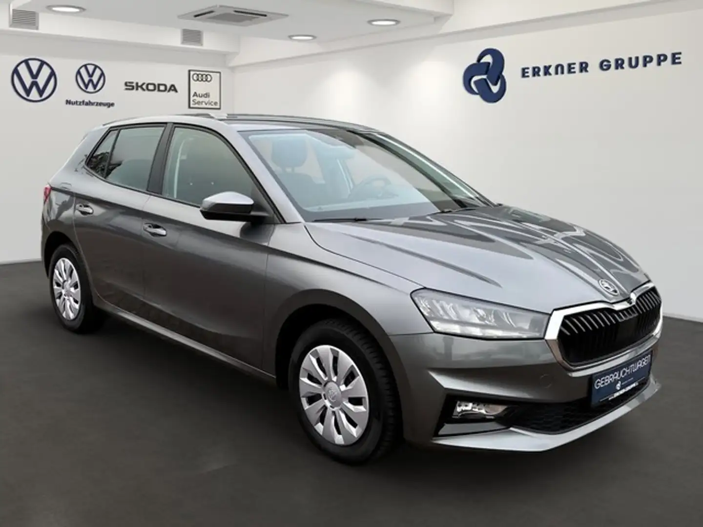 Skoda Fabia 1.0TSI DSG Selection LED+TEMPOMAT+BLUETOOTH+++ Grau - 2