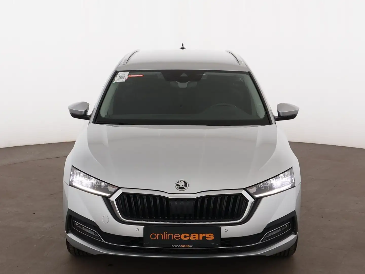 Skoda Octavia Combi 2.0 TDI Style Aut LED HEAD-UP RADAR Silber - 2
