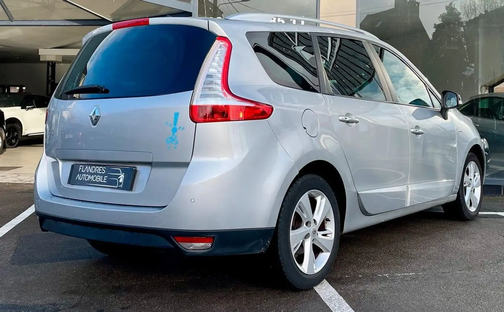 Renault Grand Scenic 1.5 dCi 110ch Limited 7 places 2015 Gris - 2