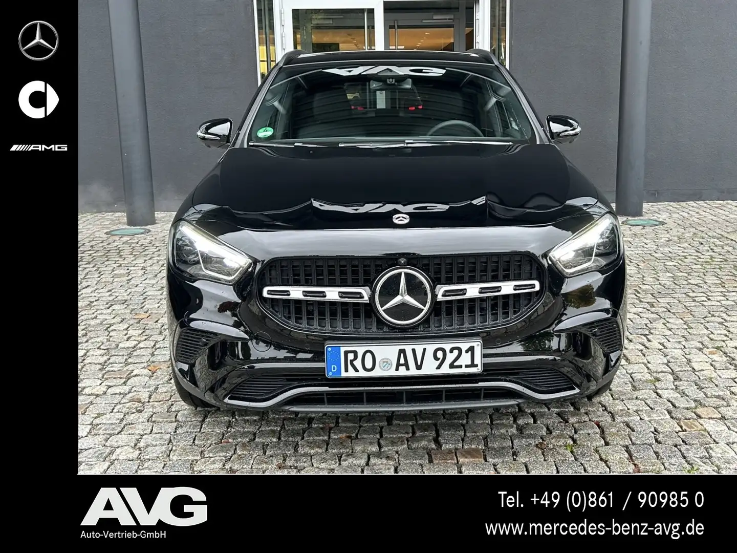 Mercedes-Benz GLA 200 GLA 200 Progressive Edition Pano AHK Multibeam LED Schwarz - 2