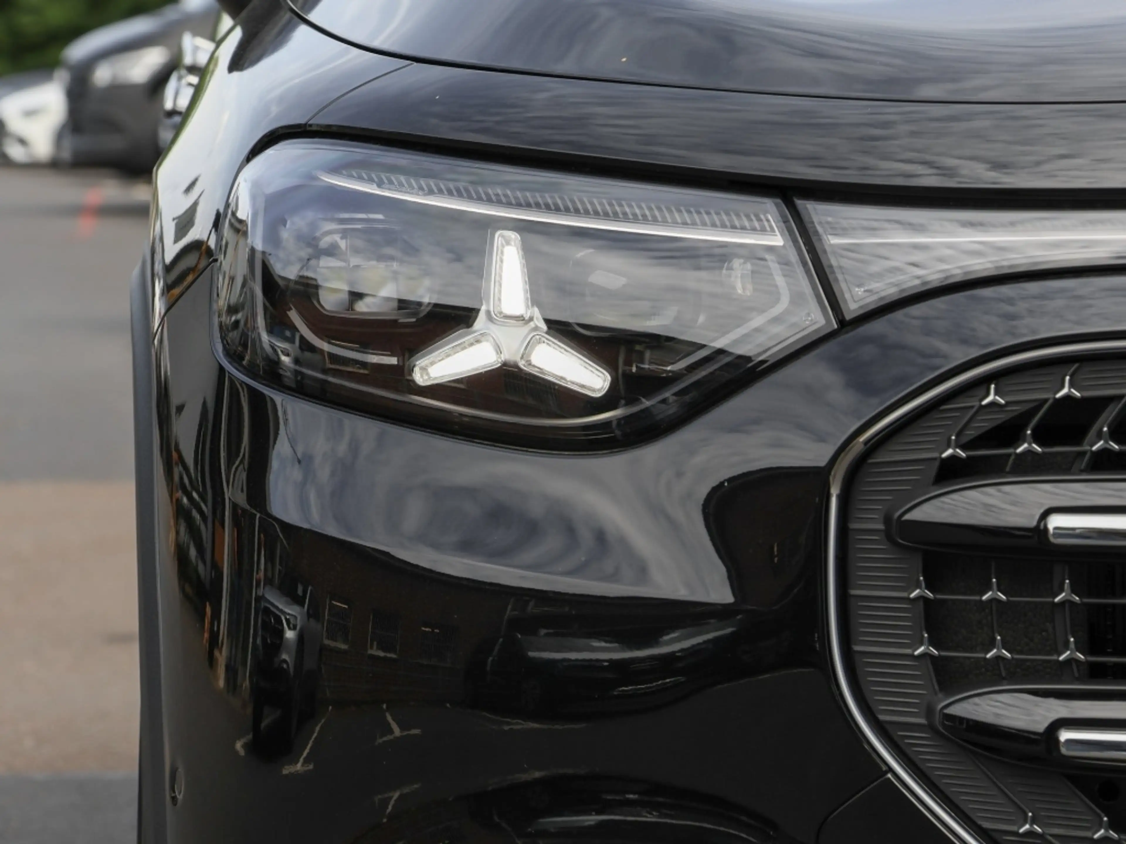 Mercedes-Benz GLB 200 Pano+Progressive+Super+MLB+Memo+Night — photo 13