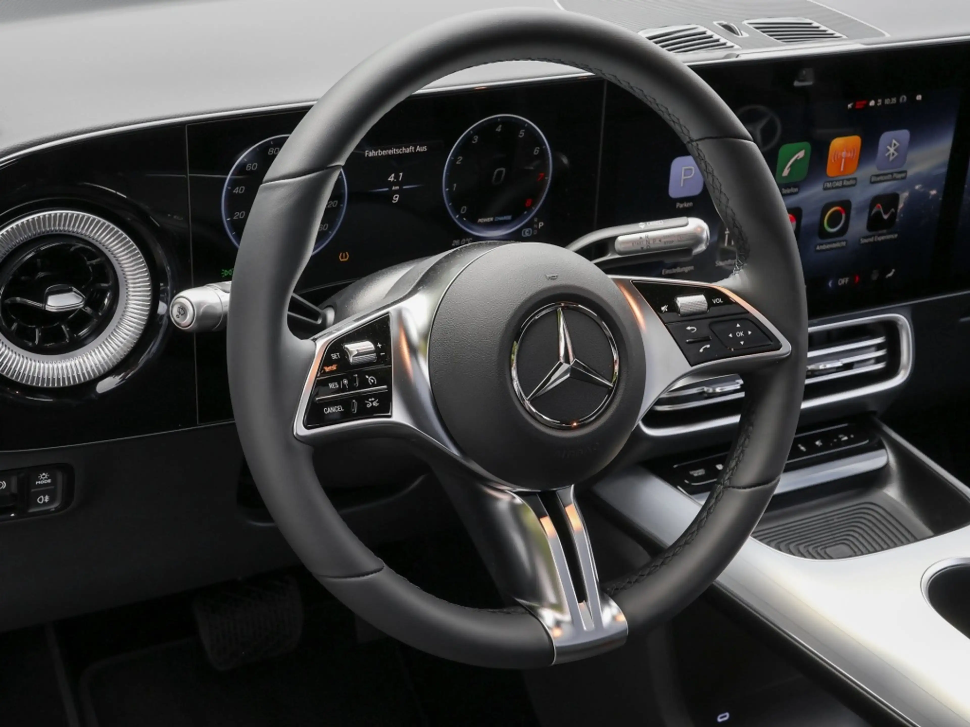 Mercedes-Benz GLB 200 Pano+Progressive+Super+MLB+Memo+Night — photo 14