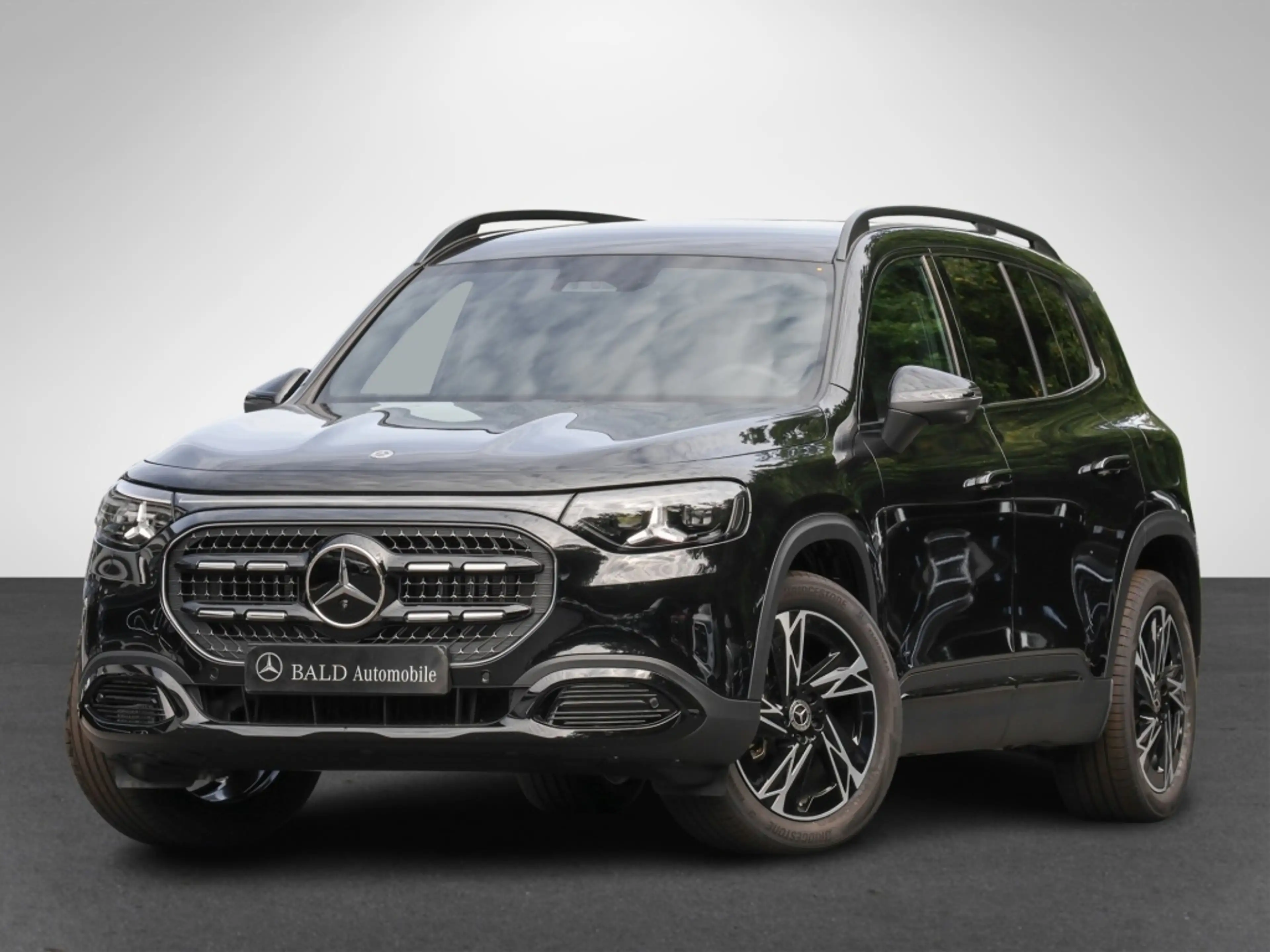 Mercedes-Benz GLB 200 Pano+Progressive+Super+MLB+Memo+Night — photo 2