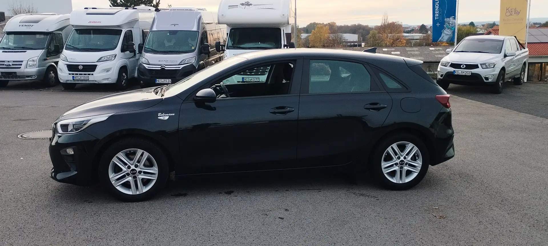 Kia Ceed / cee'd Ceed 1.0 T-GDI 100 OPF Vision Schwarz - 2