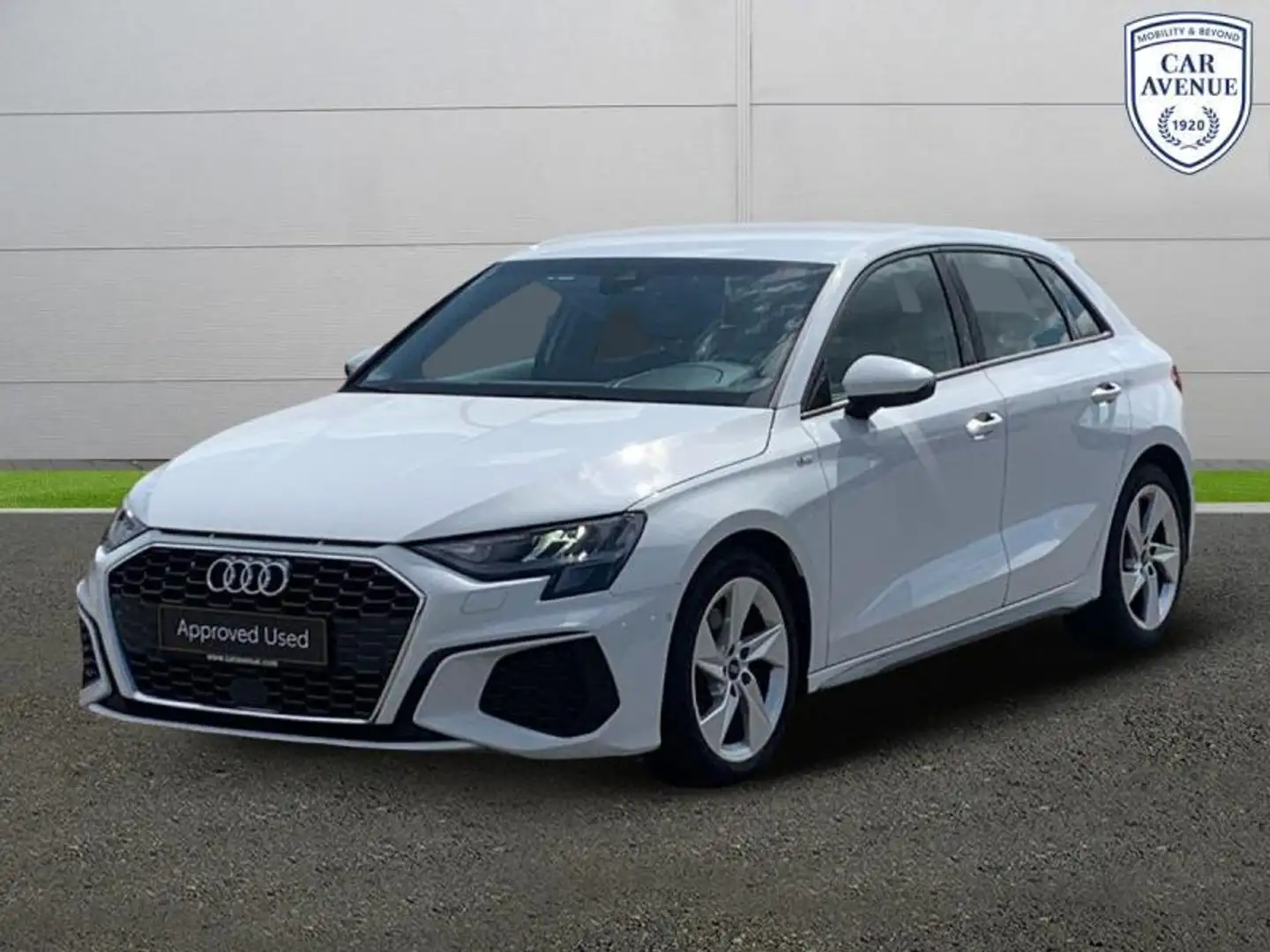 Audi A3 AMBITION Blanc - 1