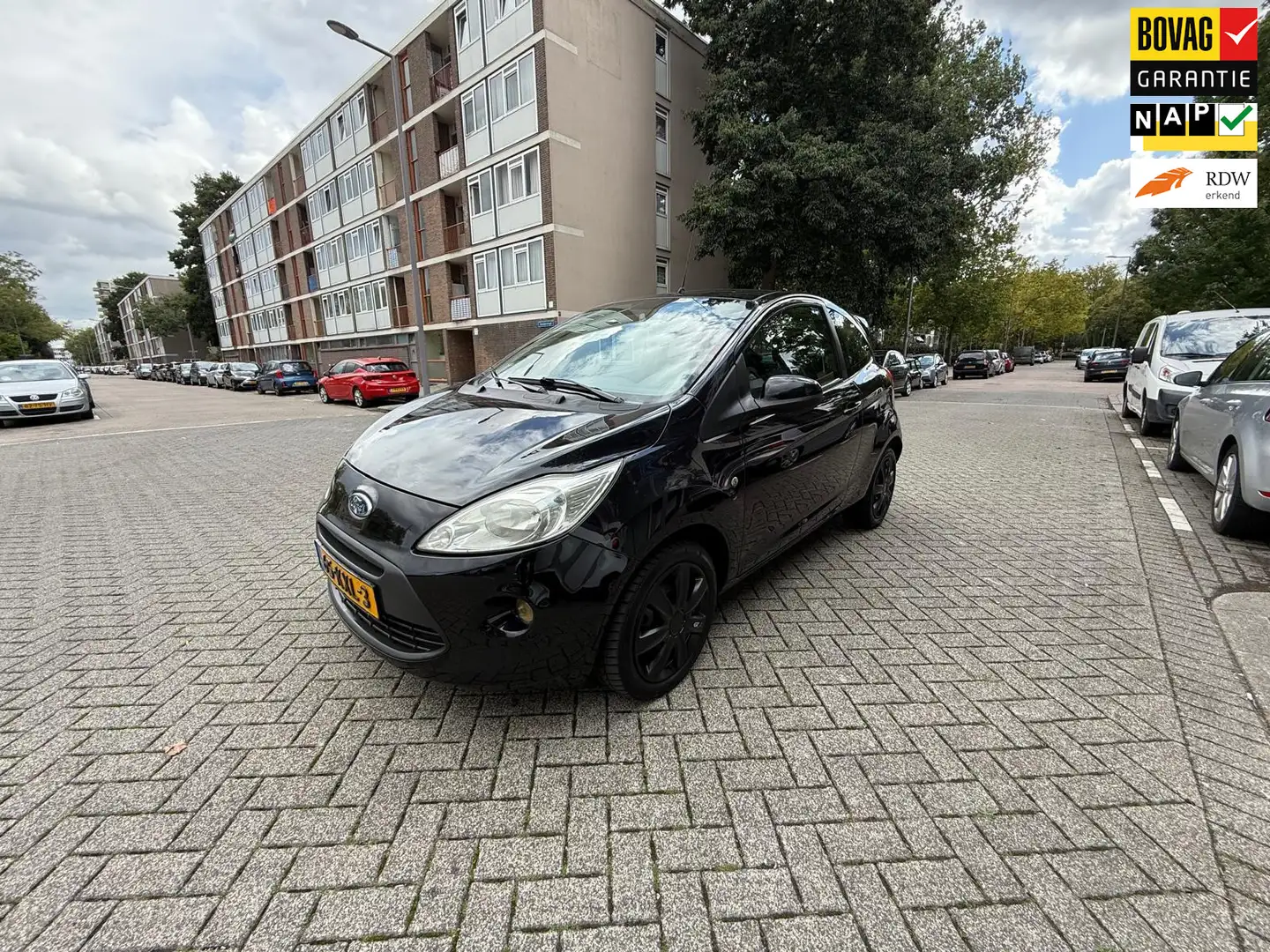 Ford Ka/Ka+ 1.2 Titanium Zwart - 1