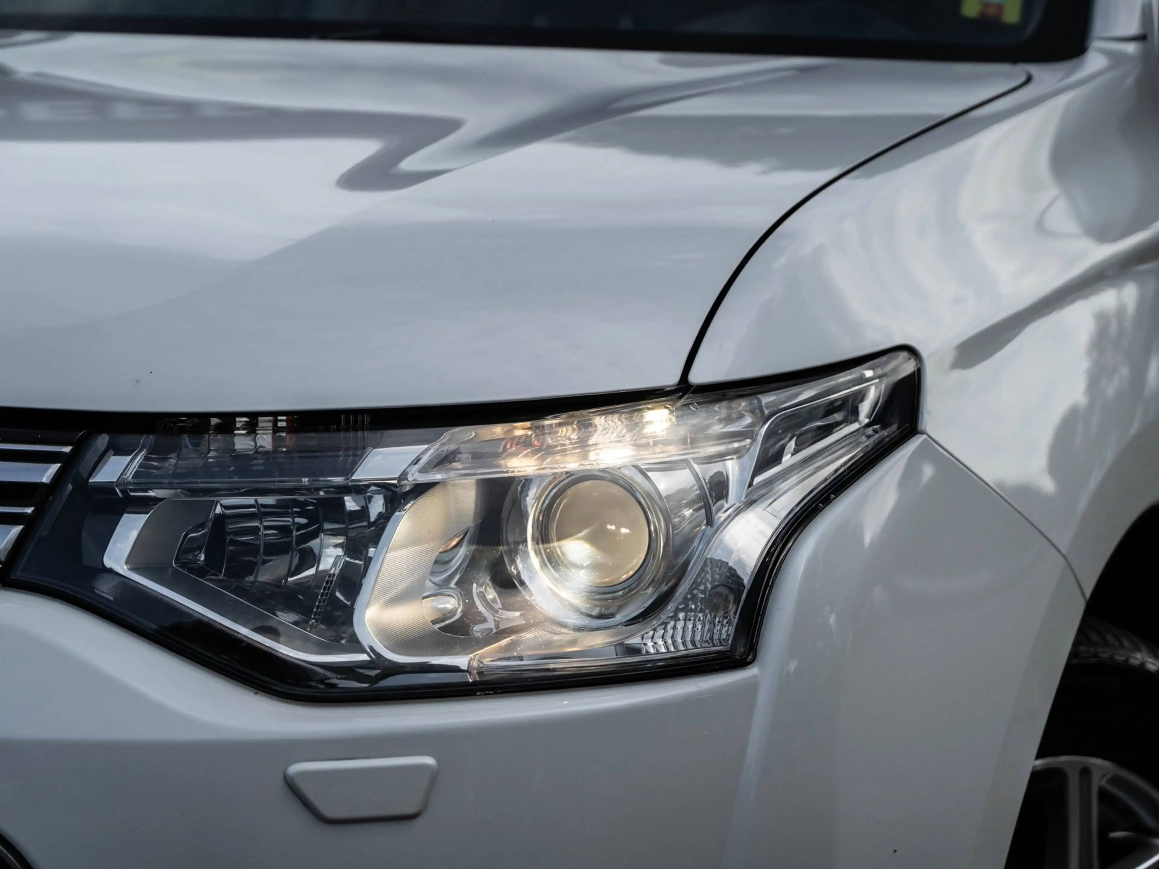 Mitsubishi Outlander 2.0 PHEV Instyle+ PANORAMADAK - ACC - CAMERA - STO — photo 14