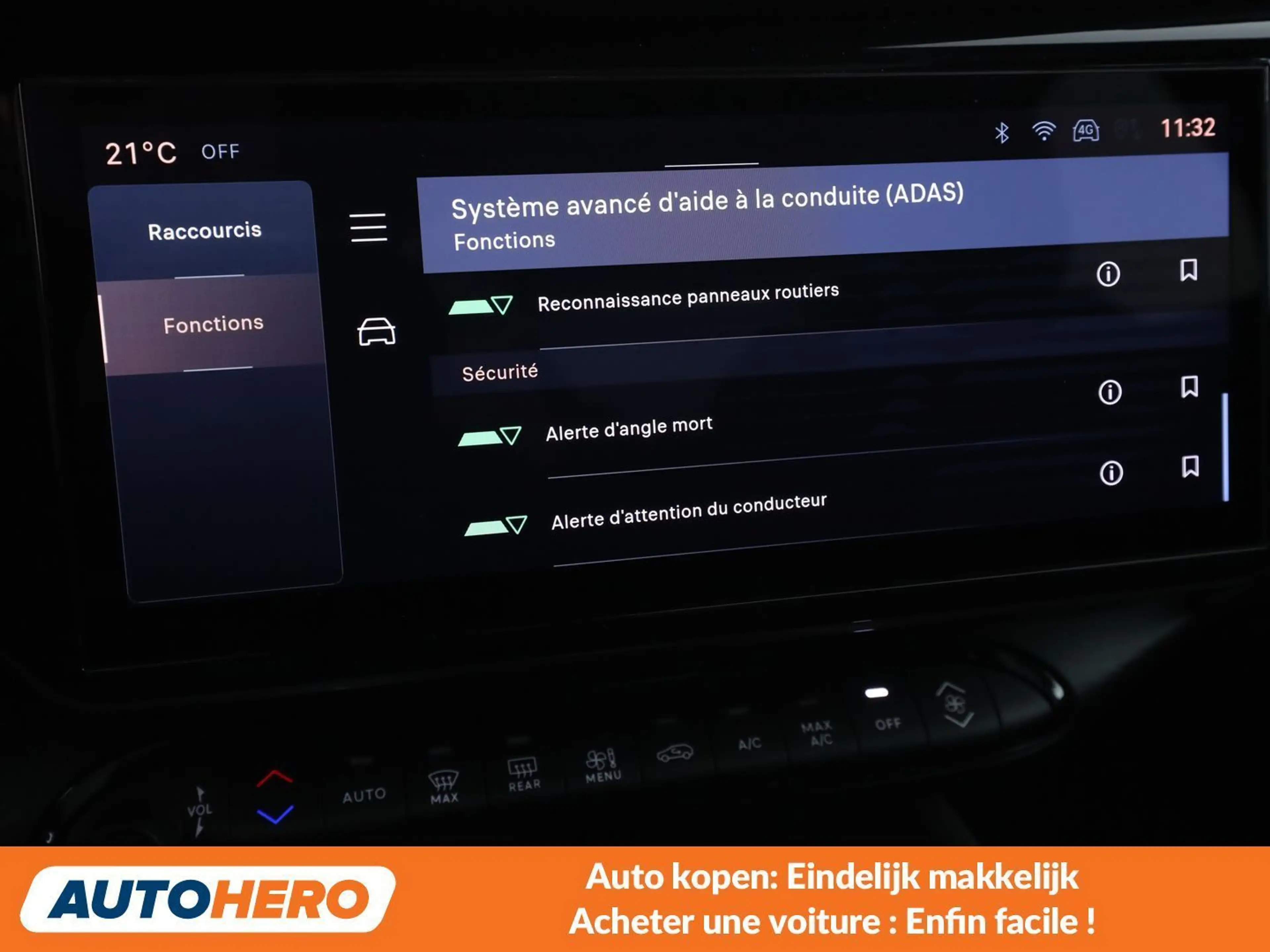 Alfa Romeo Junior 1.2 VGT Mild-Hybrid Q4 — photo 13