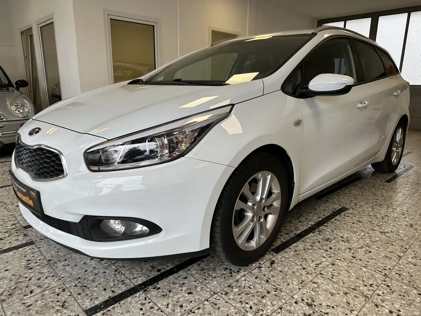 Kia Ceed SW / cee'd SW Edition 7*Klima*Sitzheizung* Weiß - 1