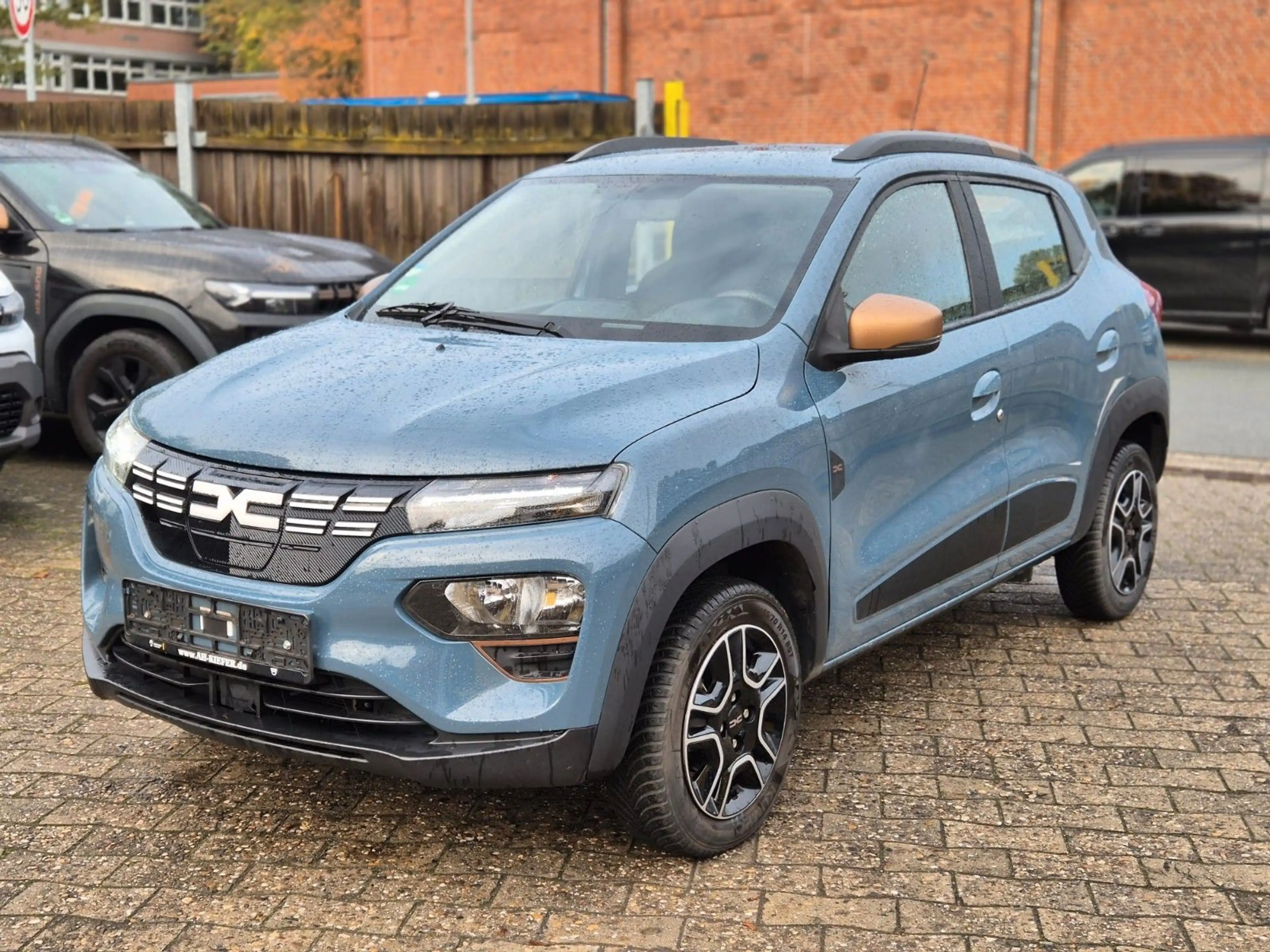 Dacia Spring Electric Extreme 65 CCS Notrad GJ-Reifen