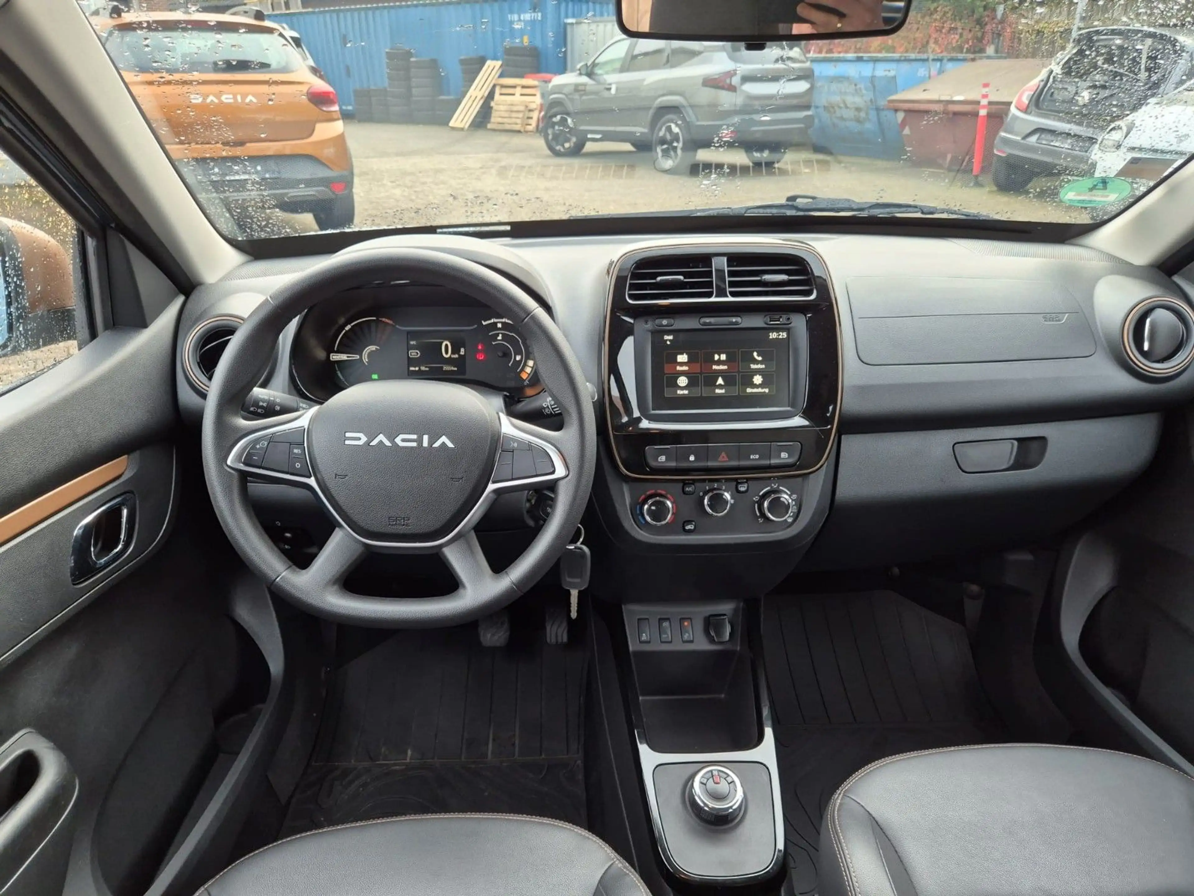 Dacia Spring Electric Extreme 65 CCS Notrad GJ-Reifen — photo 11