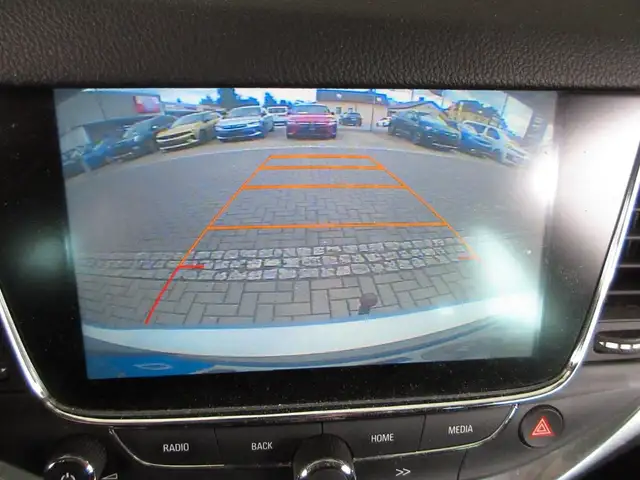 Opel Astra view 12