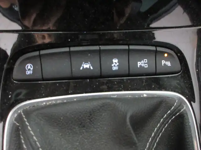 Opel Astra view 15