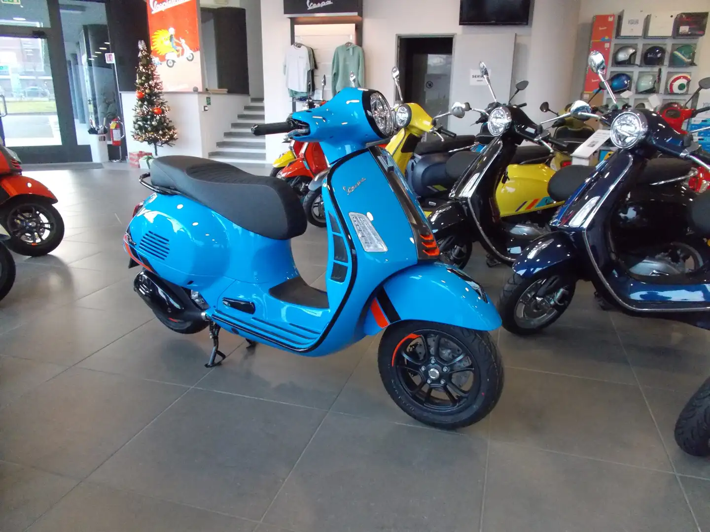 Vespa Super Sport 310 Blue - 1