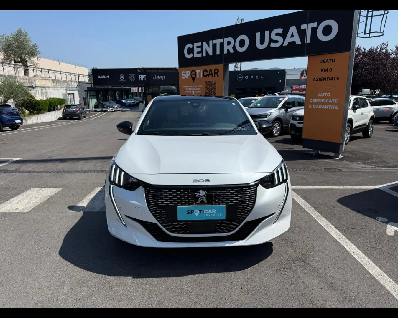 Peugeot 208 5 Porte 1.2 PureTech GT Pack Bianco - 2