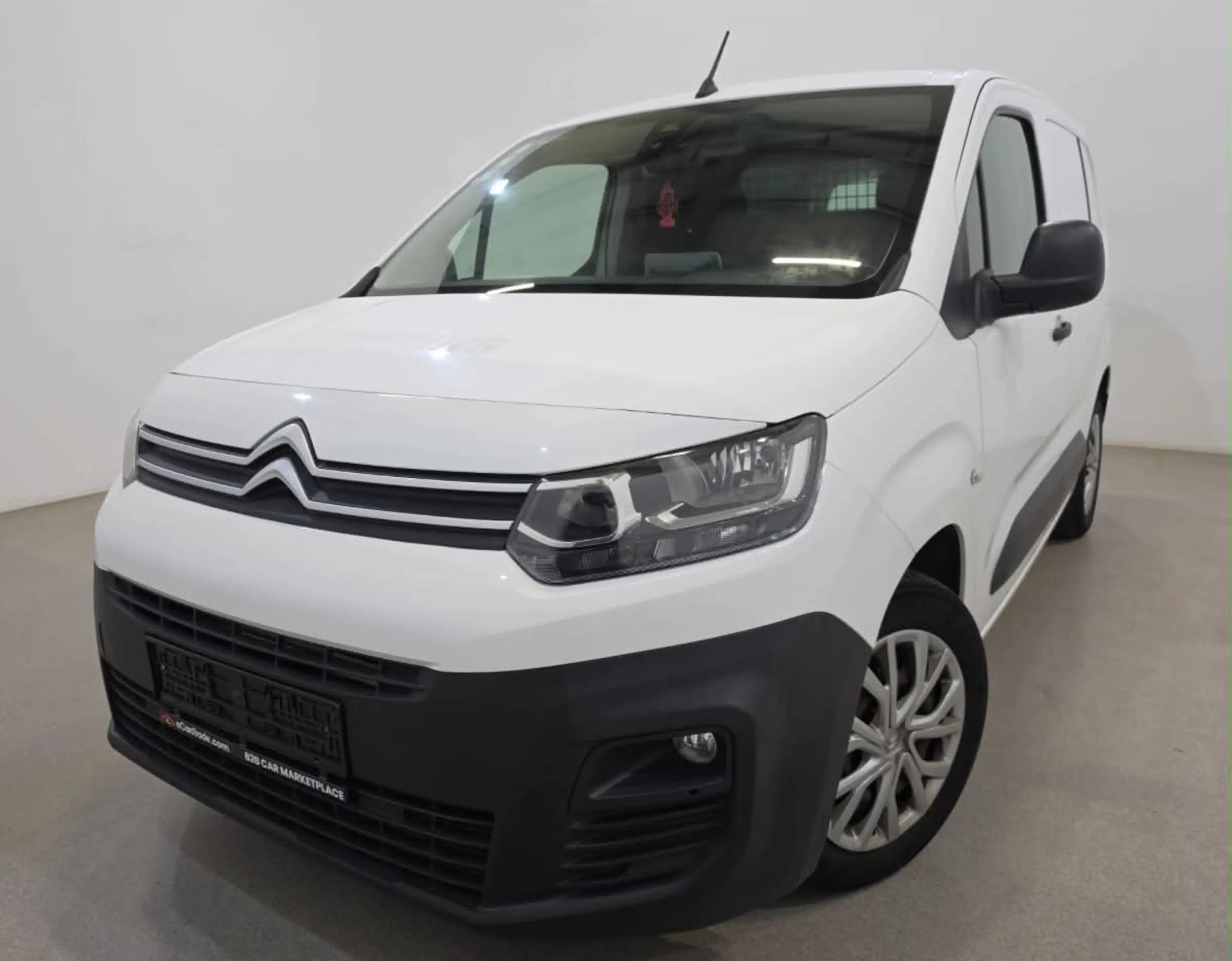 Citroen Berlingo 1.5 BlueHDi Navi Klima PDC — photo 2