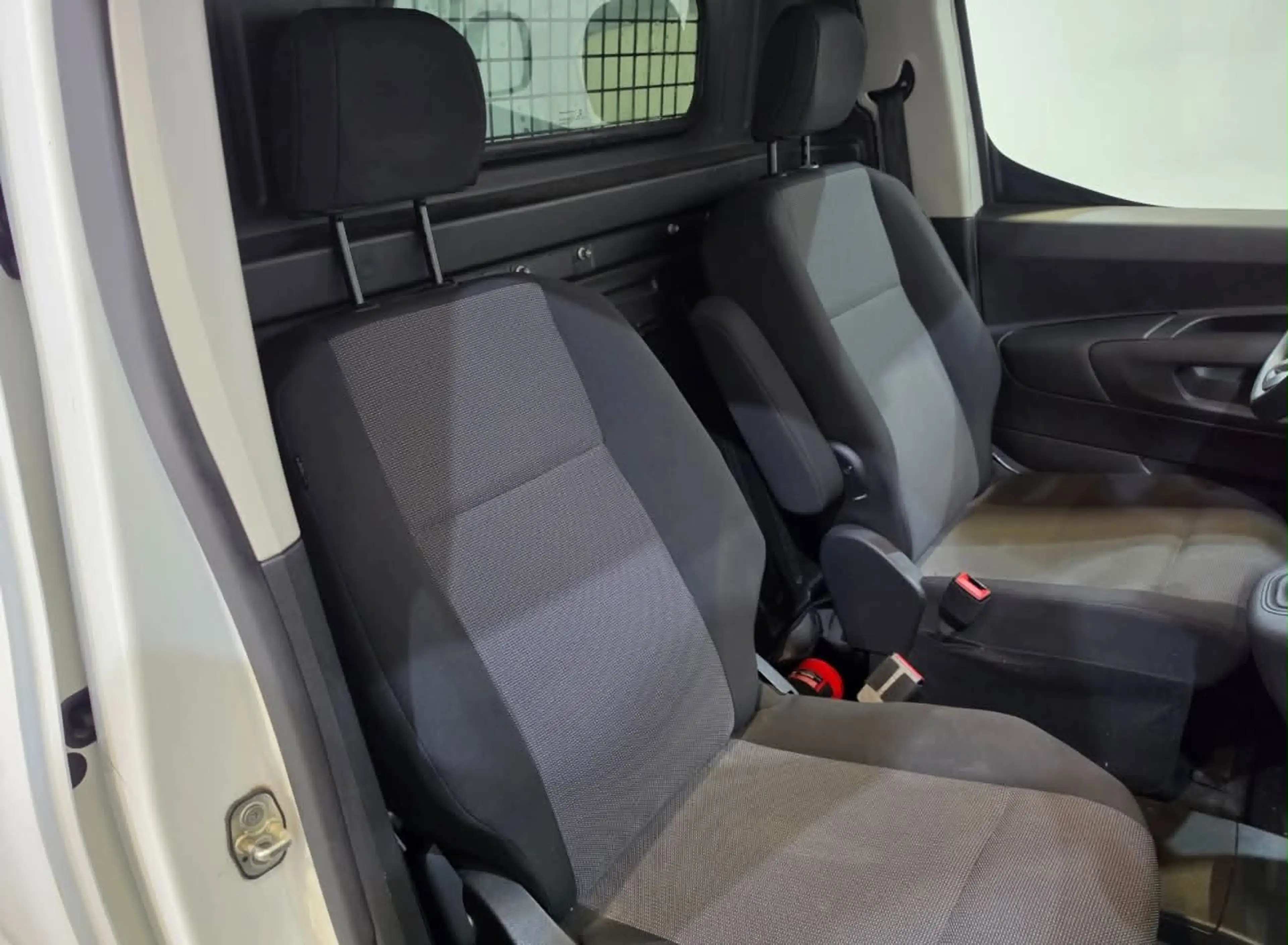 Citroen Berlingo 1.5 BlueHDi Navi Klima PDC — photo 10
