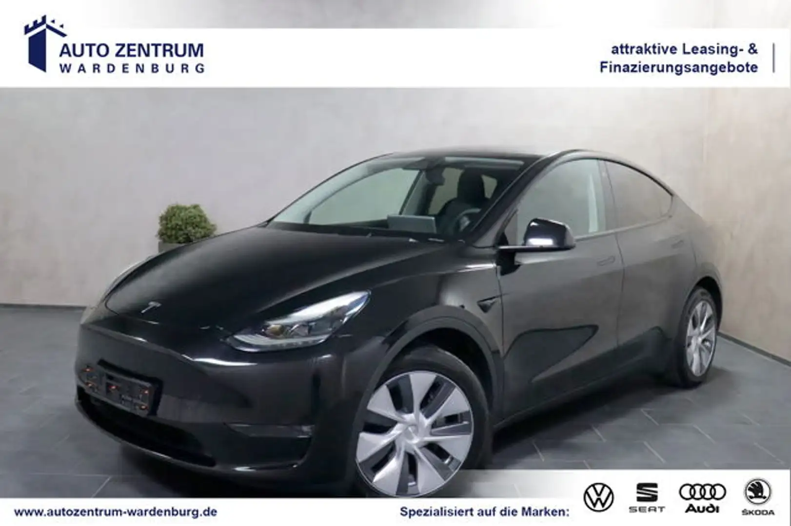 Tesla Model Y Dual Motor AWD Long Range 19ZOLL Autopi. Long Rang Schwarz - 1