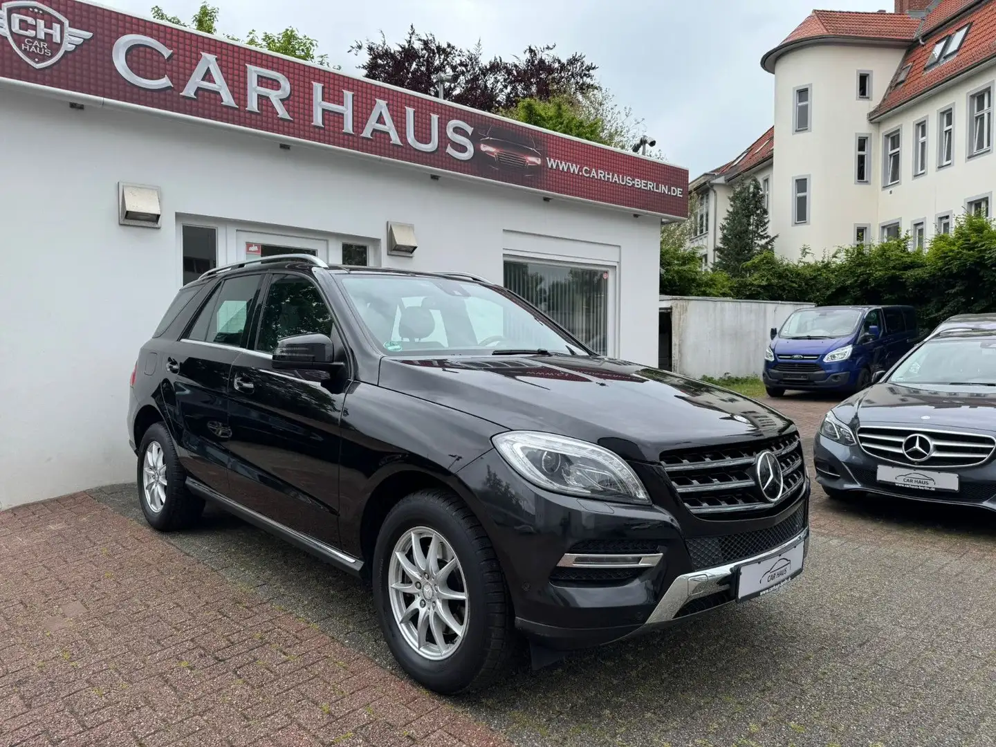 Mercedes-Benz ML 250 CDI BlueTec 4MATIC /Panorama/Totw./Distro Schwarz - 1