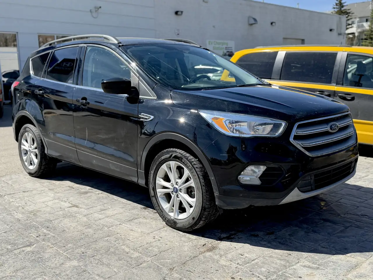 Ford Escape снимка Ford Escape