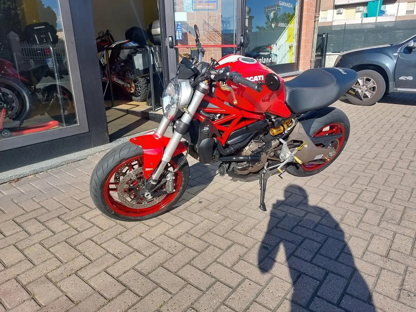 Ducati Monster 821 Roşu - 2