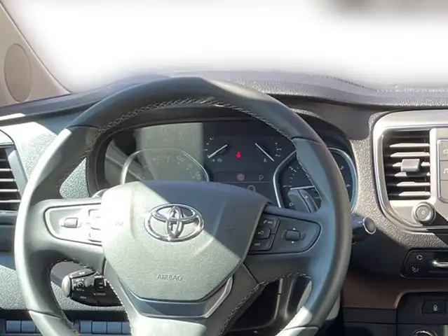 Toyota Proace Verso Crosscamp FLEX 2,0 Aut. 5 S. Ansicht 12