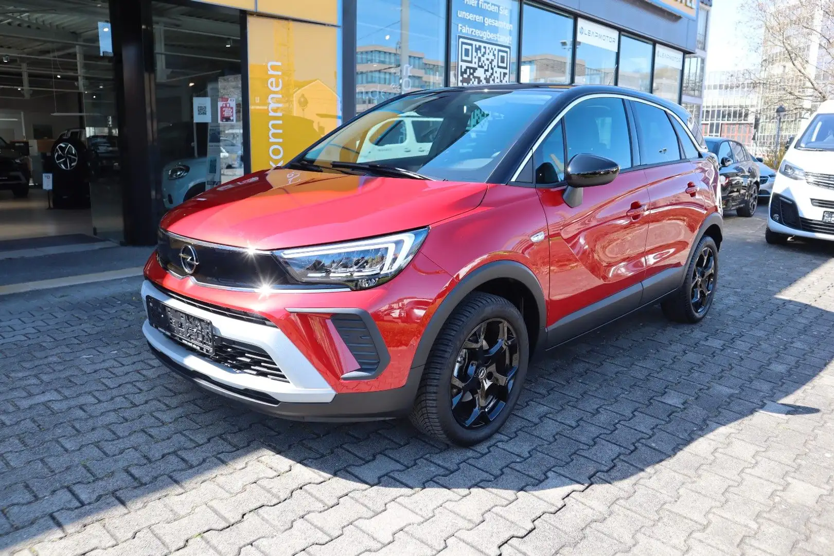 Opel Crossland X Crossland 1.2T MT6 Elegance AHK Navi AGR Kamera Červená - 2