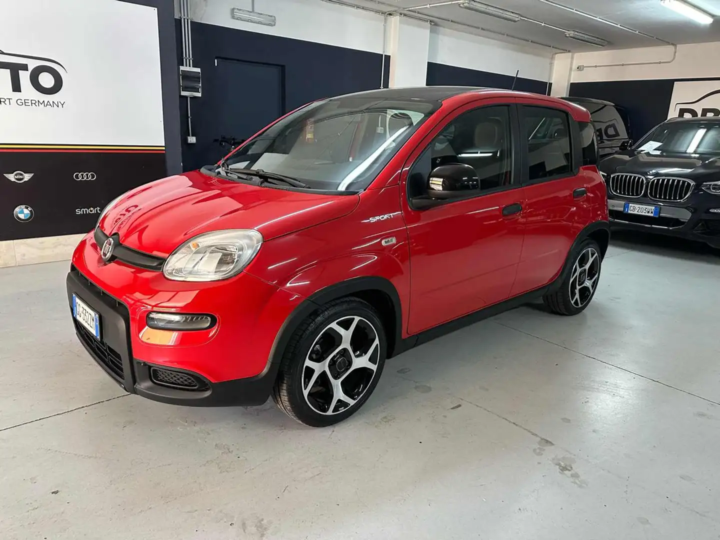 Fiat Panda 1.0 FireFly S&S Hybrid Sport Red - 1