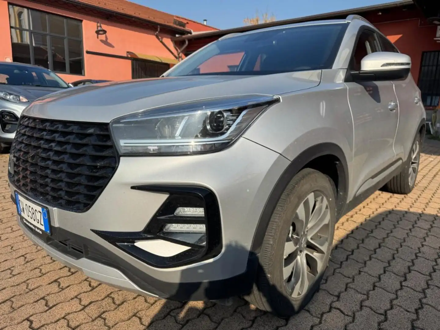 DR Automobiles DR5.0 s3 1.5 Turbo CVT Bi-Fuel GPL Argento - 1