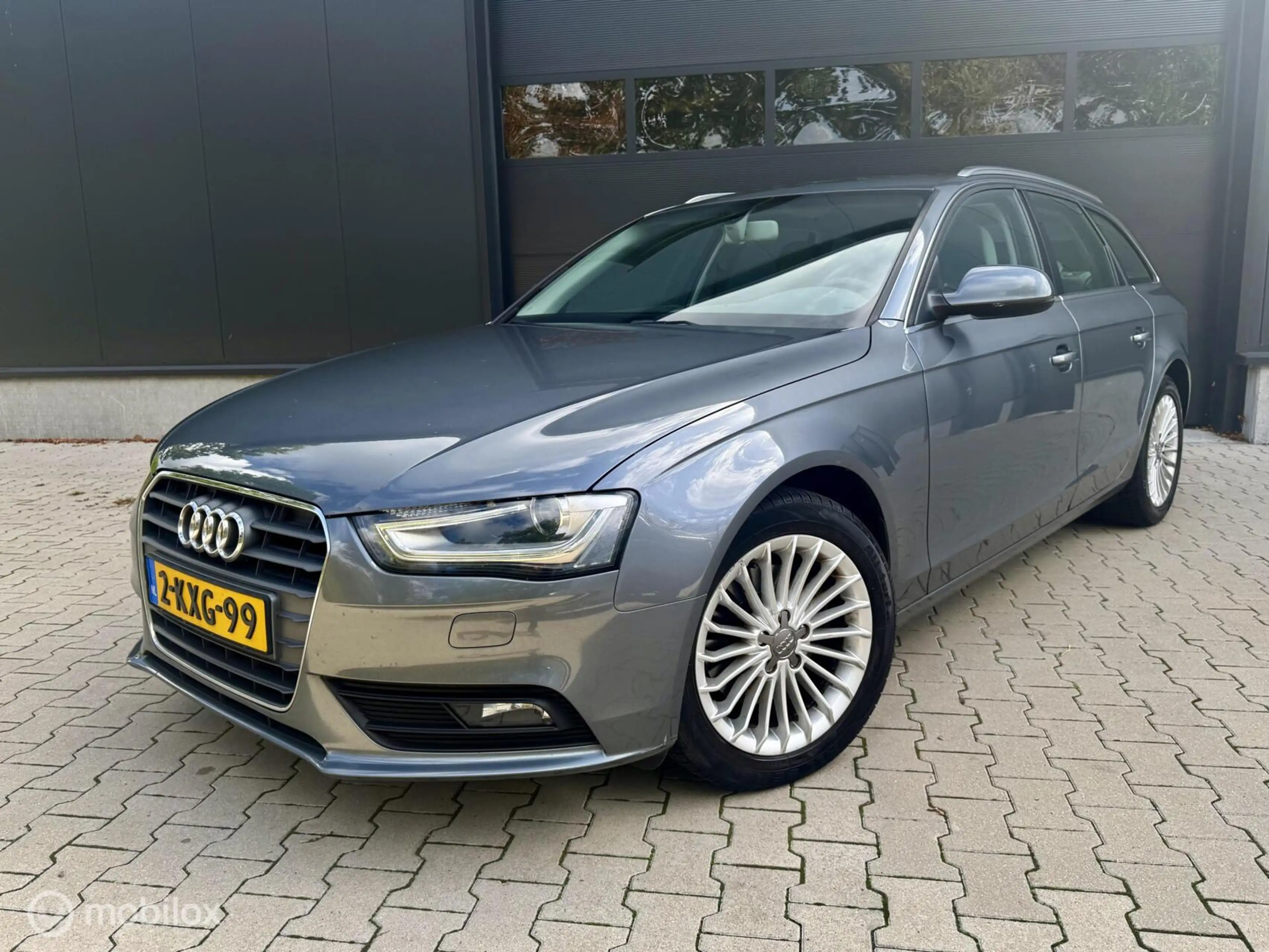 Audi A4 Avant 1.8 TFSI Business Edition Automaat Cruise Na