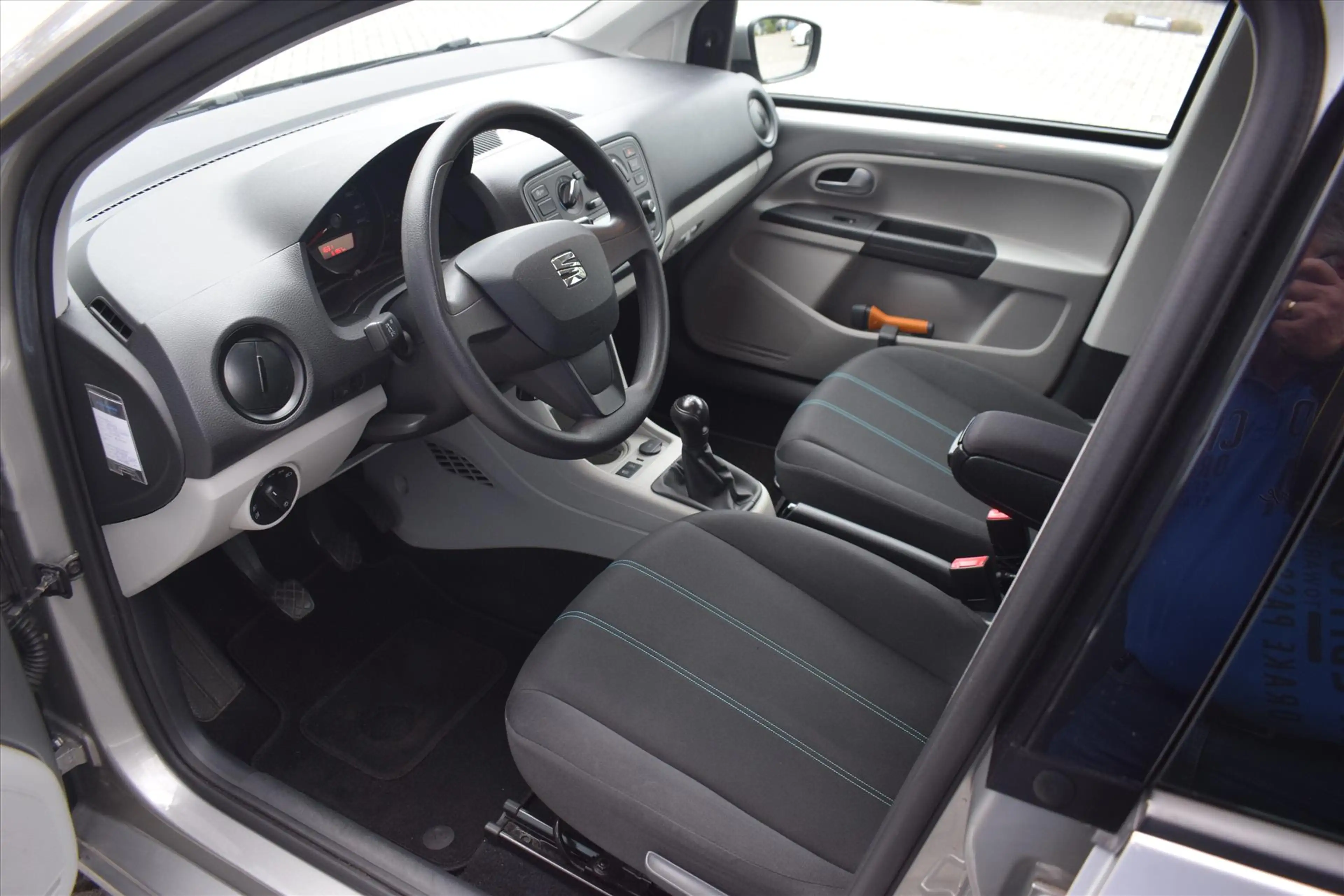 SEAT Mii 1.0 MPI 60pk Ecomotive 5D Style — photo 12