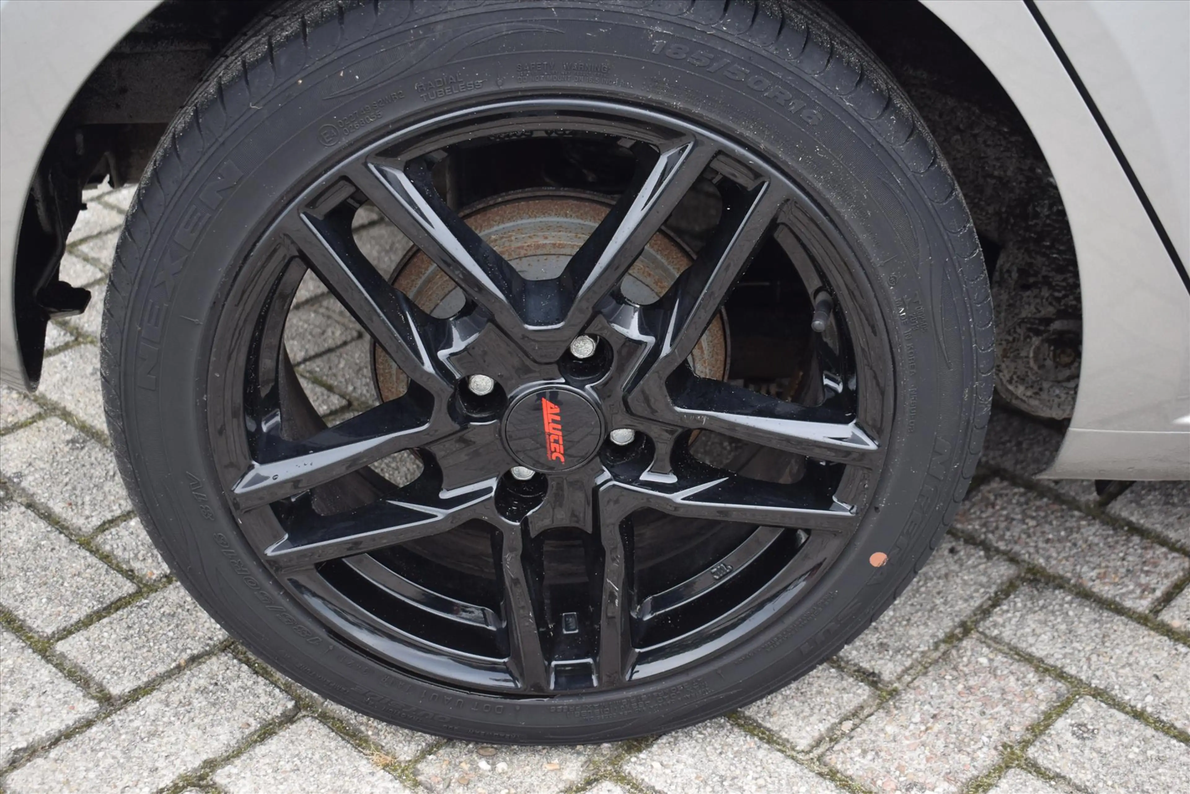 SEAT Mii 1.0 MPI 60pk Ecomotive 5D Style — photo 3