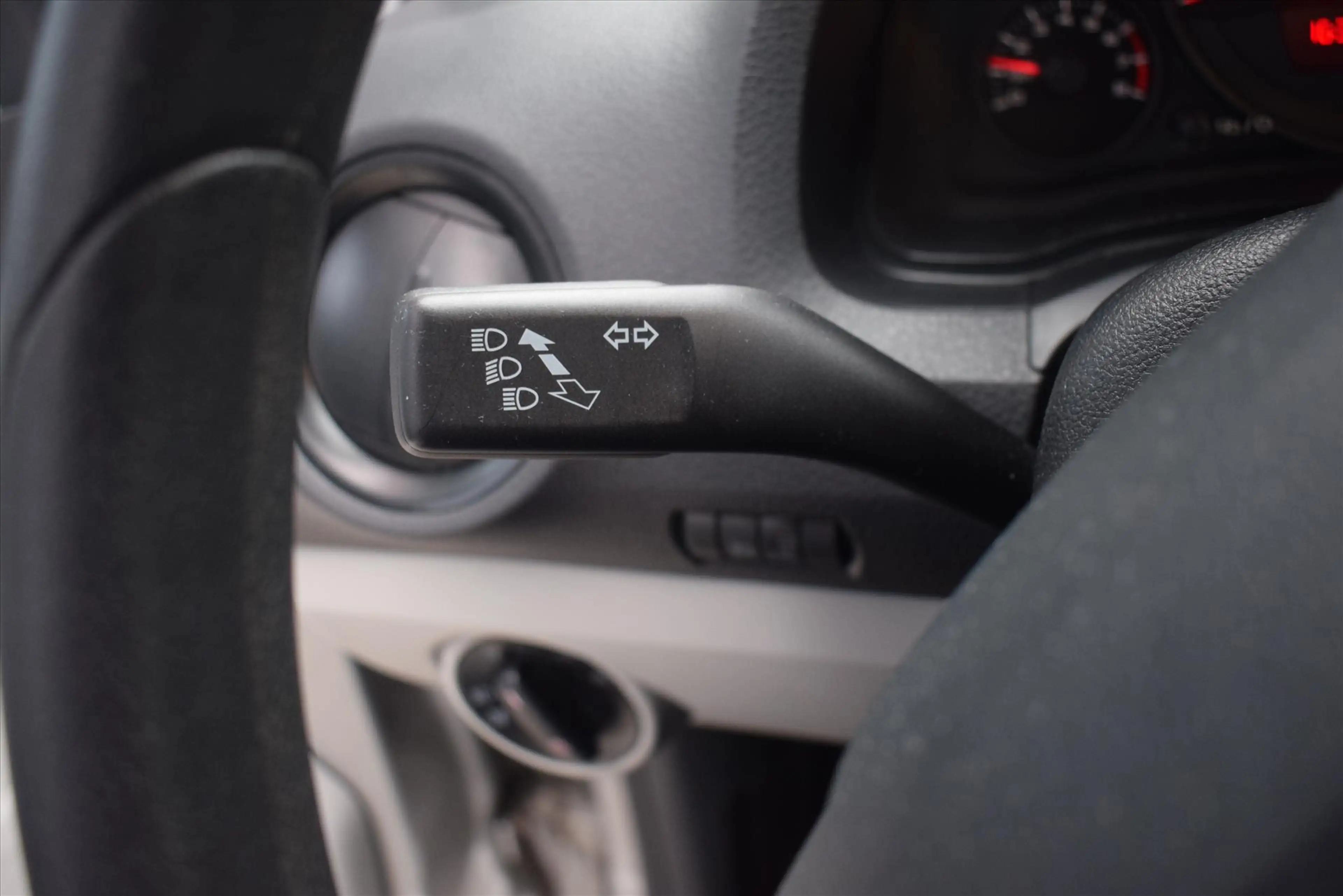 SEAT Mii 1.0 MPI 60pk Ecomotive 5D Style — photo 15
