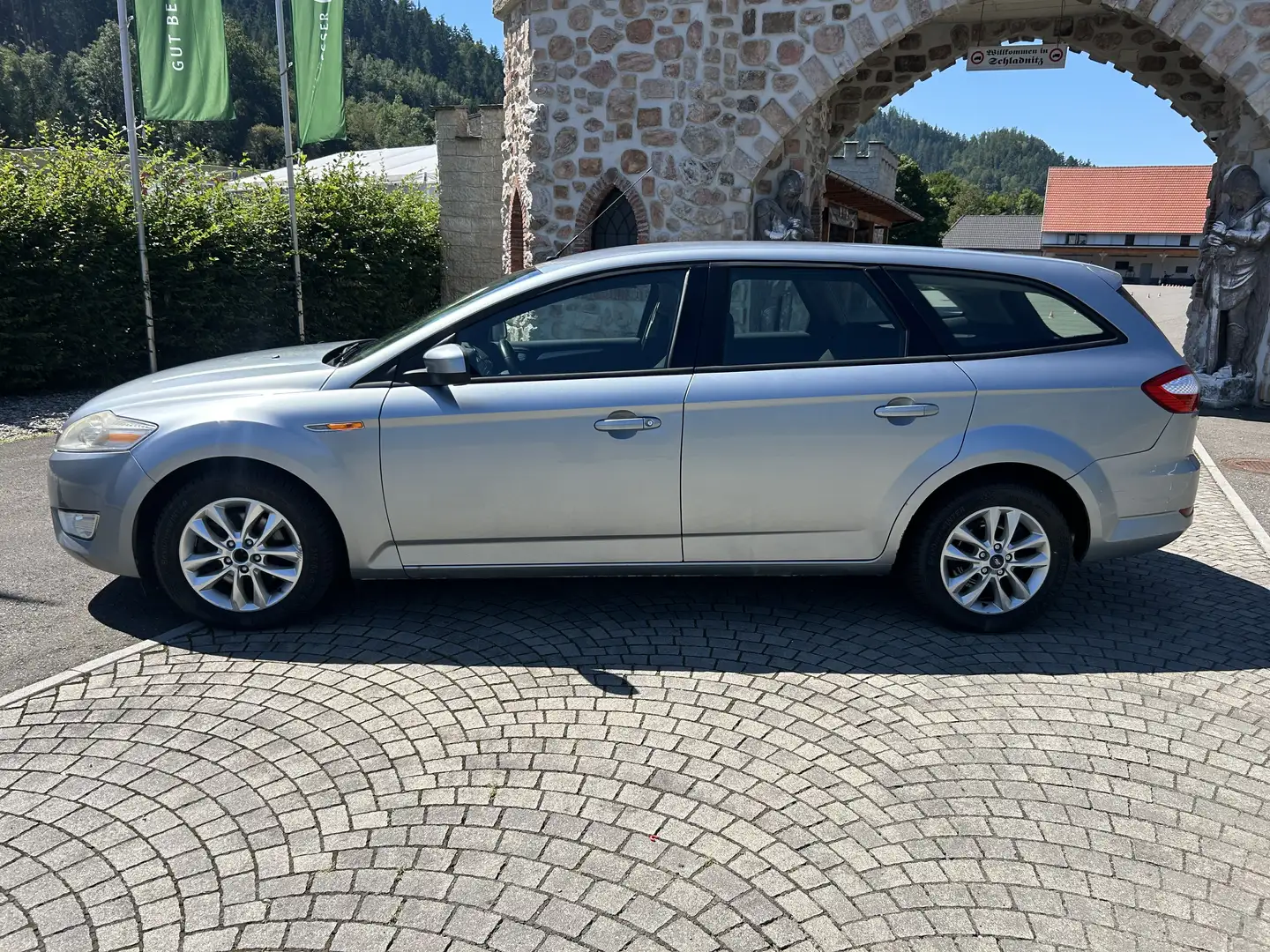 Ford Mondeo Traveller Trend 2,0 TDCi DPF - 1
