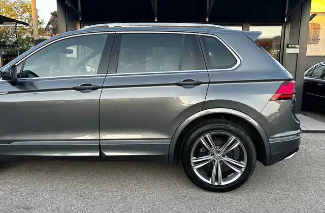 Volkswagen Tiguan view 10