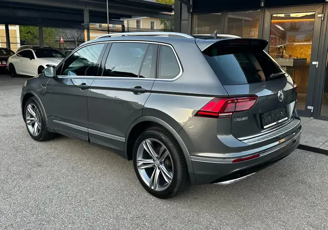Volkswagen Tiguan view 11